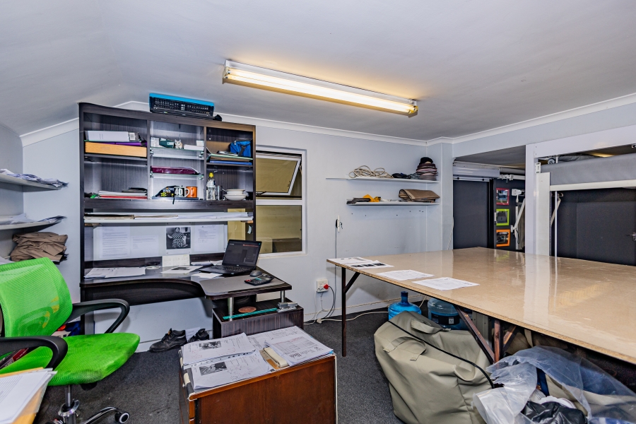 Commercial Property for Sale in Paarden Eiland Western Cape